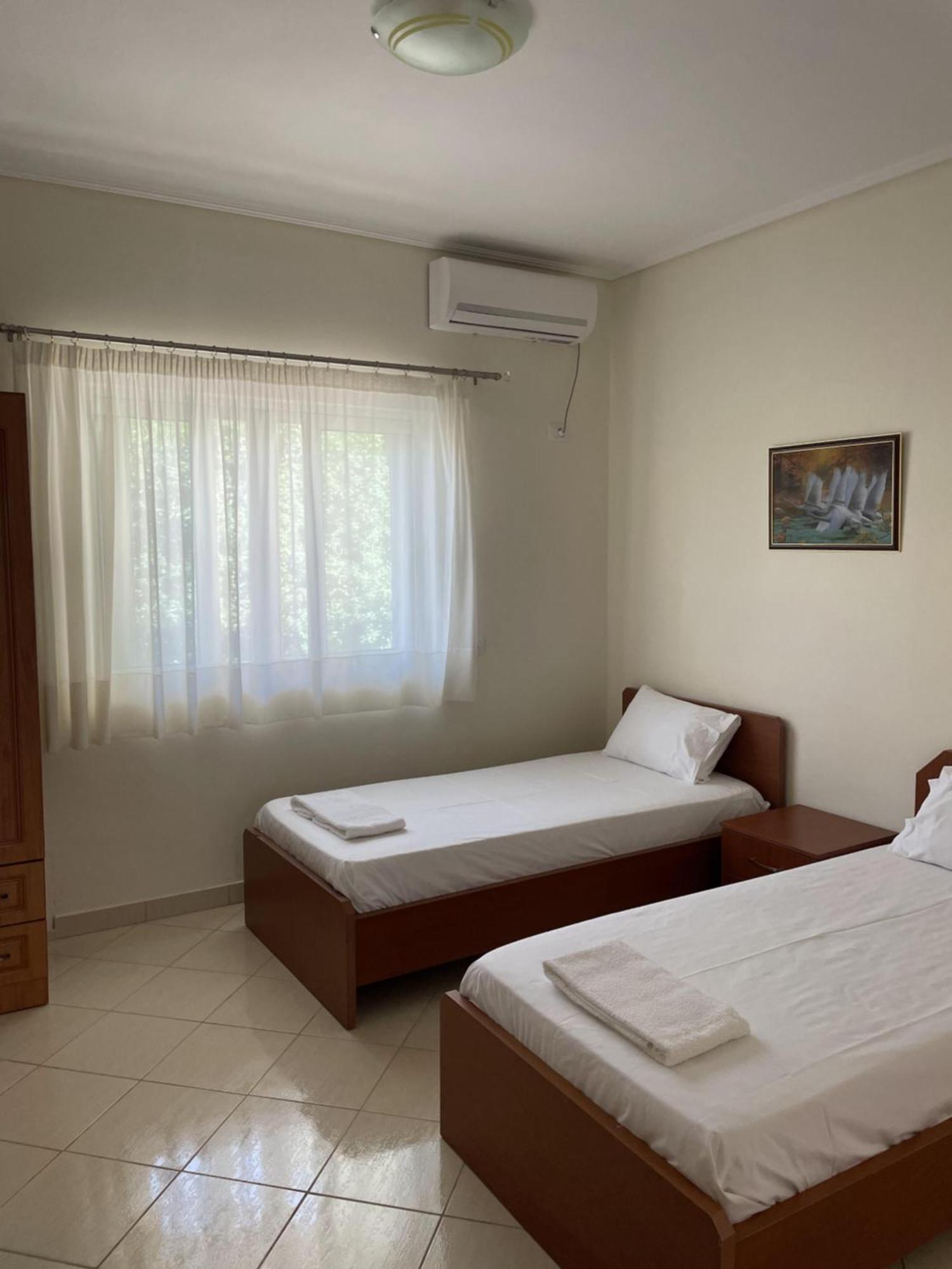 Olympian Rooms Dhërmi Екстериор снимка