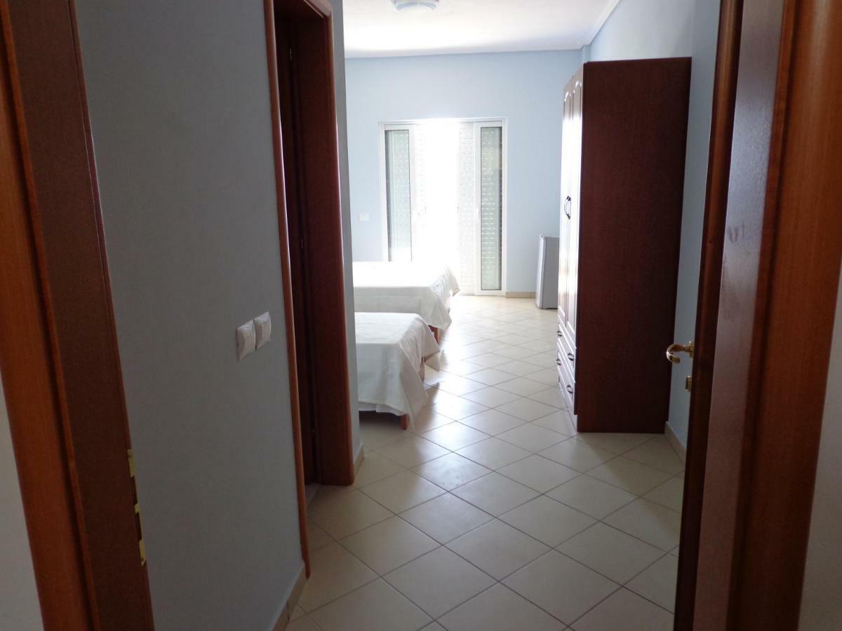 Olympian Rooms Dhërmi Екстериор снимка